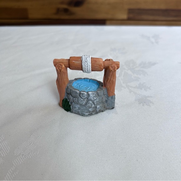 Fairy Garden Miniature Set Cottagecore Decor Bundle. Houses, Wells, Bridge, Sign - Picture 10 of 16